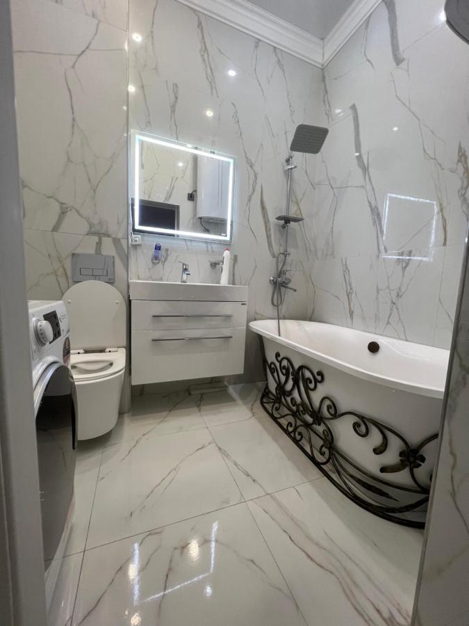 Mini Hotel Amra Pizunda Exteriör bild